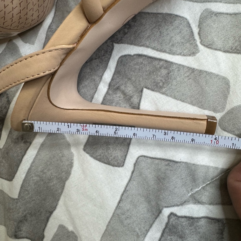 Jessica Simpson Nude Strappy Heels - Picture 8 of 8